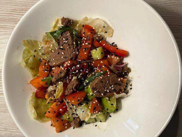 Траттория la casa - Тёплый салат с говядиной