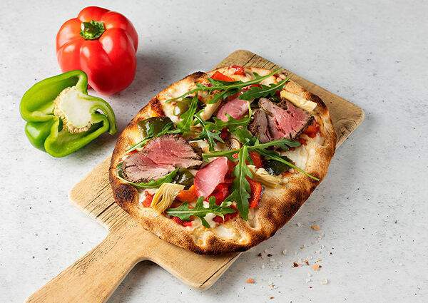 IL Патио - Пиццета с ростбифом и коппой