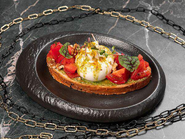 Carwashn1 - Брускетта с томатами и буррата