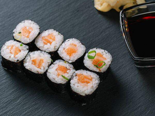 Океаника - Маки с лососем