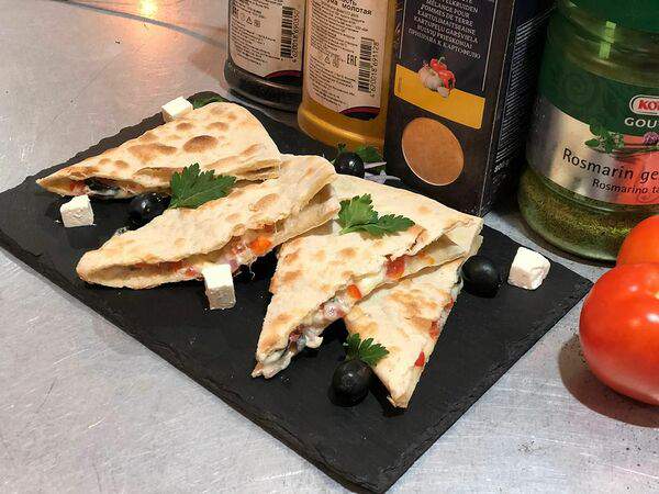 Mix Кухня - Кесадилья по-гречески