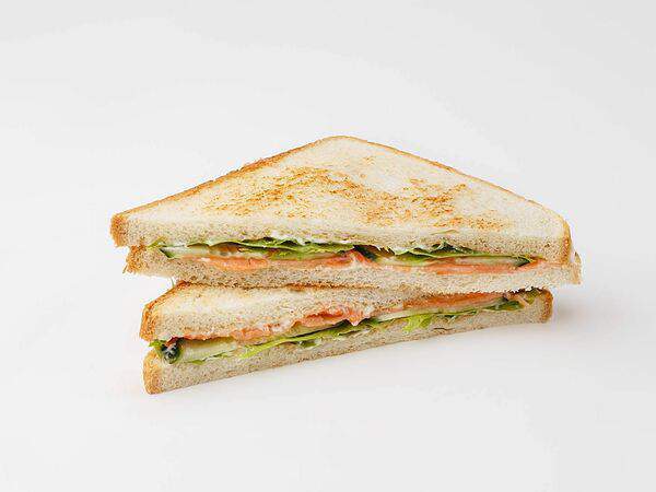 Ulandy Cafe - Сэндвич с копченым лососем