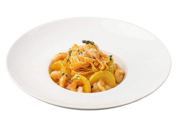 Жемчужина - Паста с креветками в томате