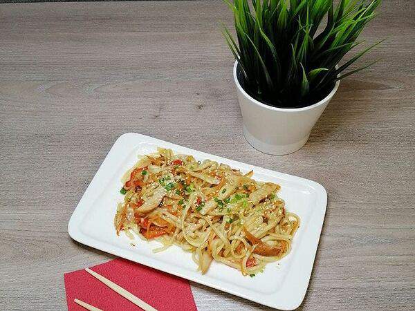 СушиСет - Лапша Удон с курицей