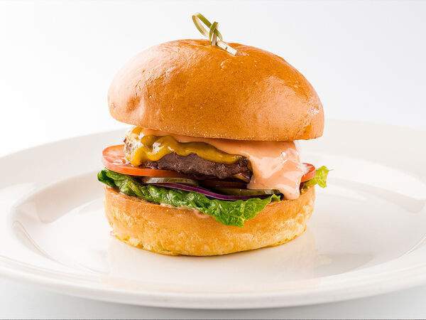 Udcкафе Upside Down Cake - Чизбургер