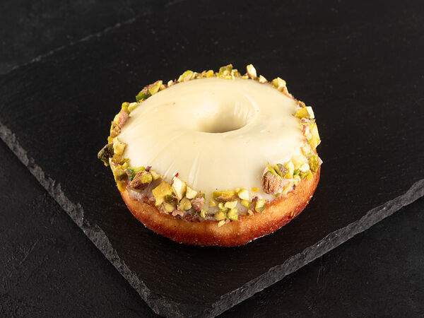 Лаўка - Пончик с белым шоколадом и фисташкой