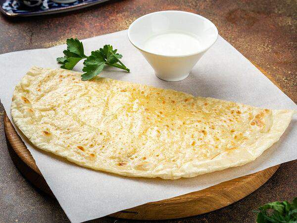 Лаунж кафе Бакшиш - Кутаб с сыром