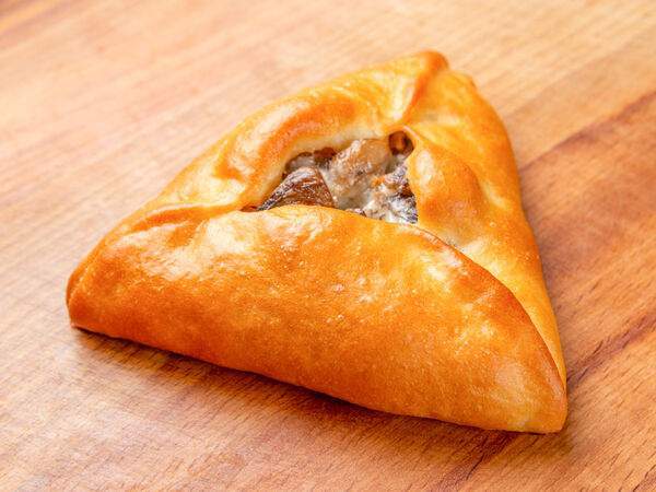 Вкусняшечная - Треугольник с грибами