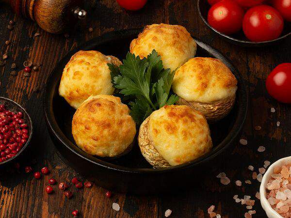 Сухумский дворик - Жареные грибы с сыром на кецы