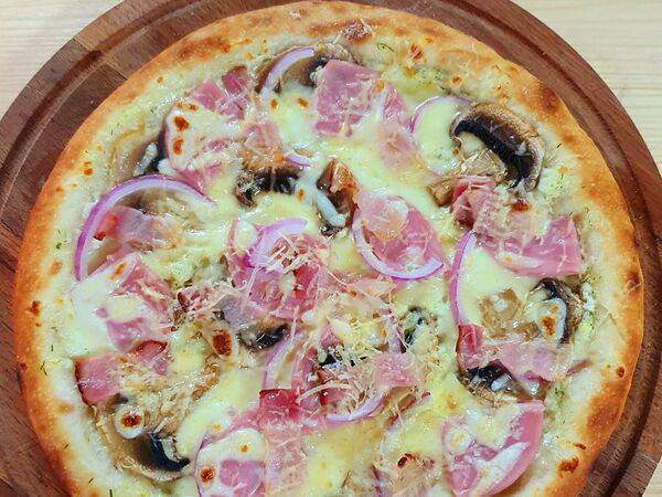 Crust Pie Pizza - Карбонара