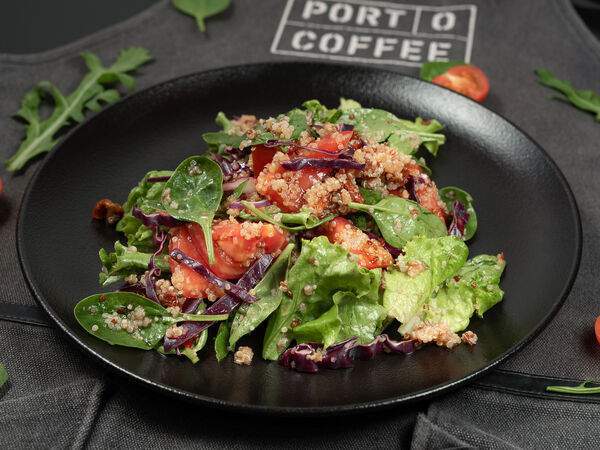 Port o Coffee - Салат из киноа и томатов с цитрусовой заправкой