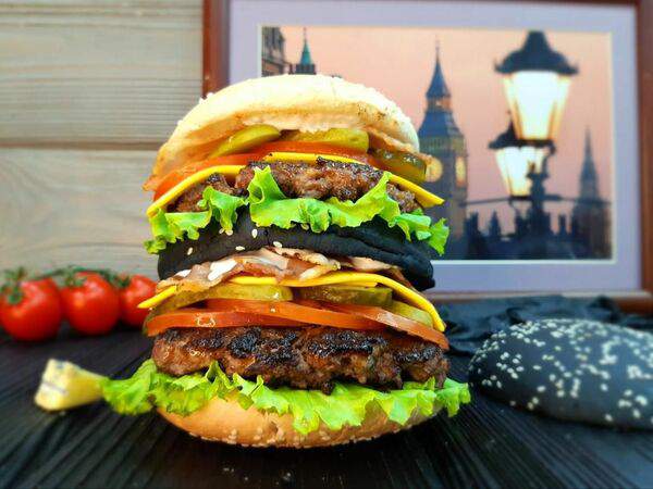 London strike cafe - Бургер Биг Бур Бэн