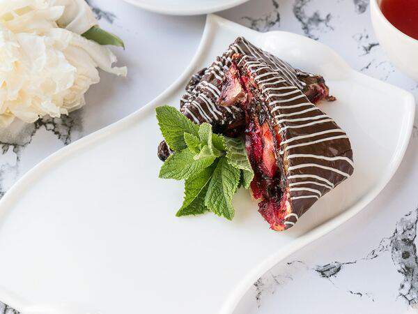 Моне - Штрудель с вишней