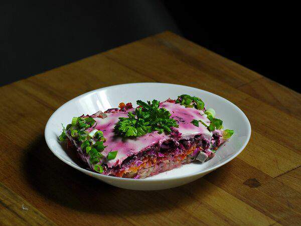 Кулинария прямо как дома - Селедка под шубой