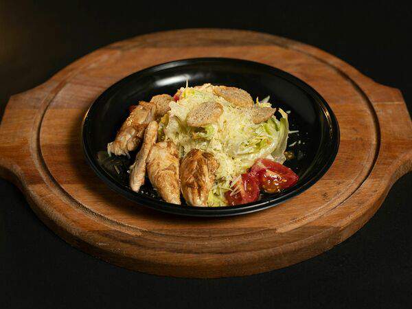 Likeat - Салат Цезарь с курицей