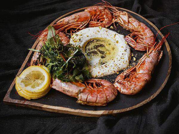 Инжир - Лангустины на гриле с восточным соусом