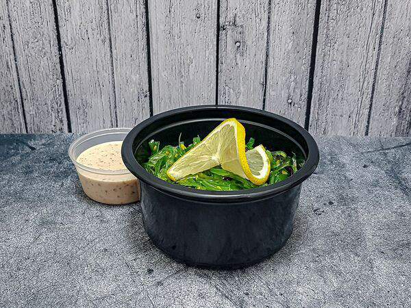 Mr.Chao - Салат Чука с ореховым соусом