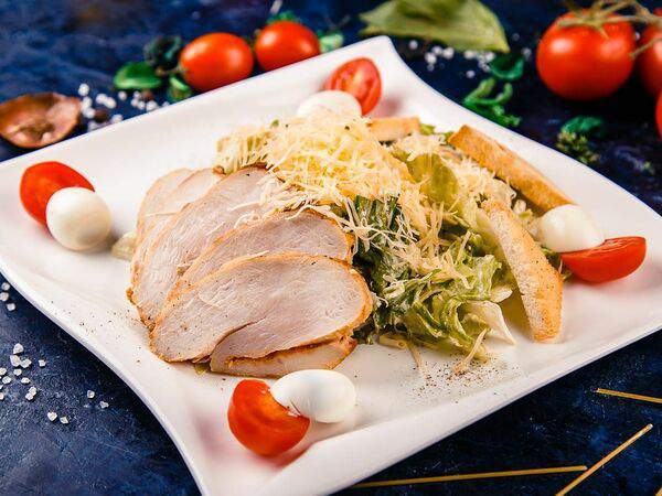 Vo Dvore - Цезарь с курицей