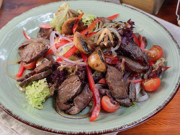 Кофейня 8512 - Салат с ростбифом