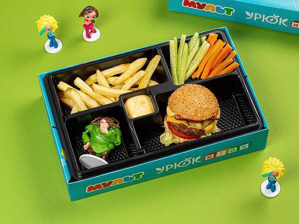 Урюк - Комбо с бургером из телятины и игрушка