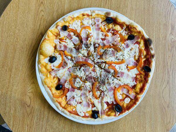 Изюм - Пицца с беконом