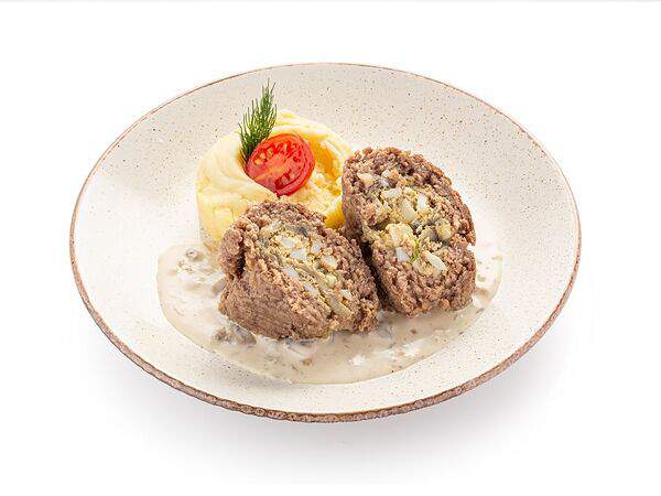Шоколадница - Мясной рулет с яйцом, грибным соусом и гарниром