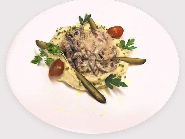 Самое популярное кафе - Бефстроганов из говядины с грибами