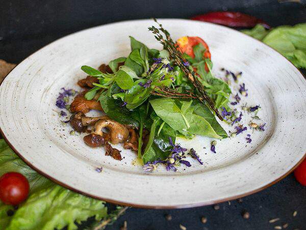 Кафе Арабелла - Теплый салат из грибов