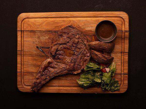 Steklo Grill & Bar - Стейк Рибай на кости из говядины