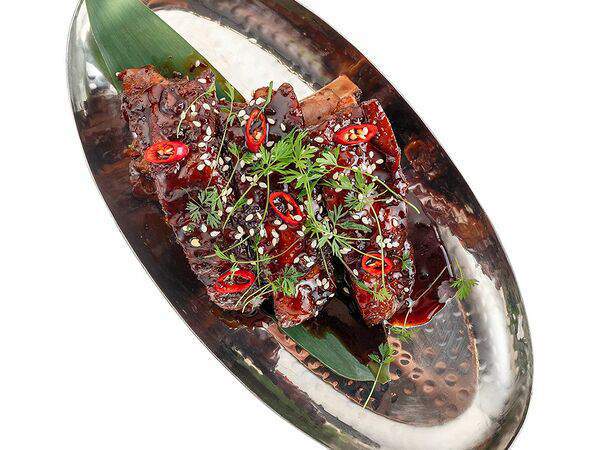 Меконг - Липкие свиные ребрышки в пекинском соусе