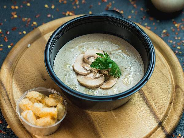 Pelikan - Крем-суп из белых грибов