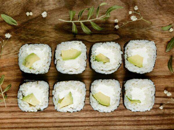 Foodmarket #FaceRoll - Ролл с авокадо и сливочным сыром