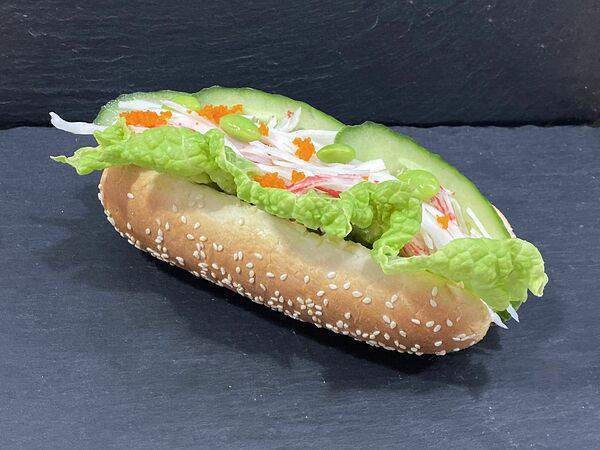 Лосось sushi & oysters - Хот-дог с камчатским крабом