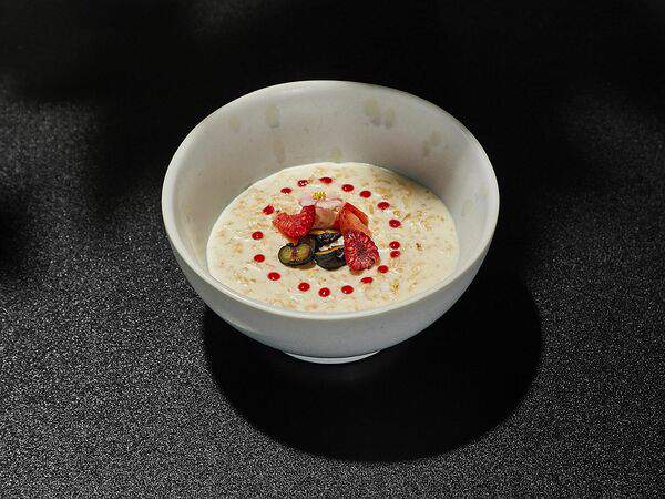 Сезоны - Каша со свежими сезонными ягодами