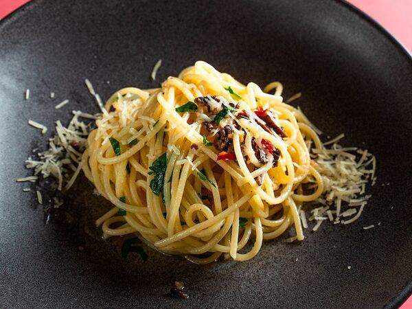 Свет - Алиолио спагетти