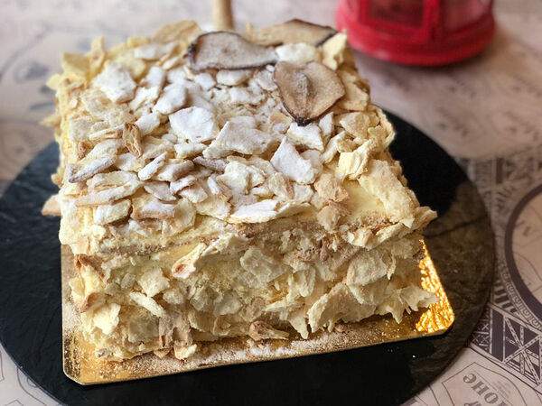 Моне - Торт Наполеон с грушей