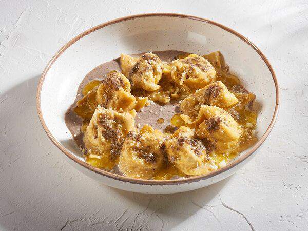 Pizzarella36 - Тортеллони с сыром рикотта и трюфельным соусом