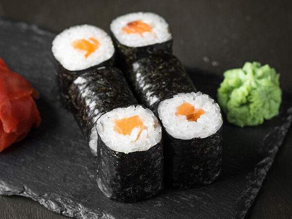 Mesto - Ролл Сяке Маки