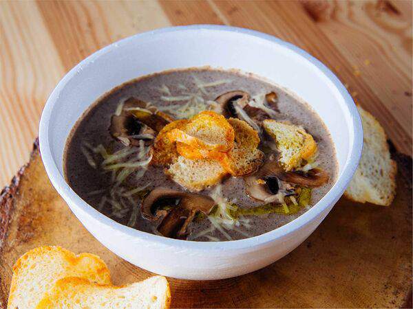 Коптица BBQ - Дымленый крем-суп из шампиньонов