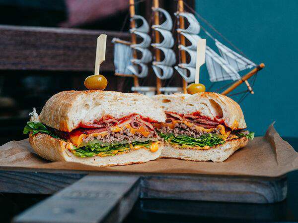 Берег - Кубинский сэндвич с мраморной говядиной и беконом