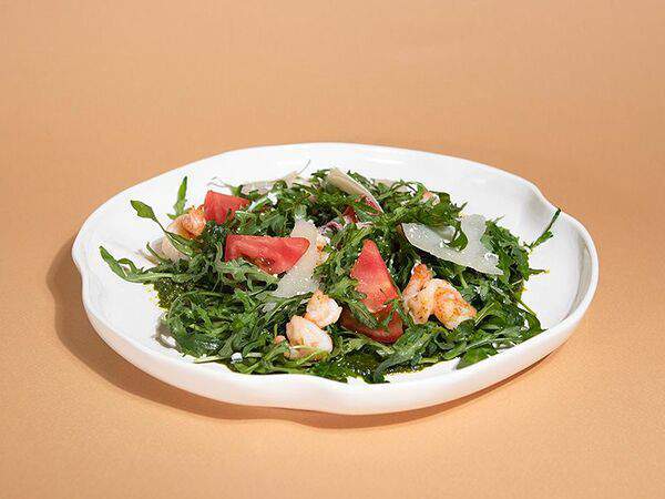 МА: Грузия + Италия - Салат с руколой, креветками и фисташковым песто