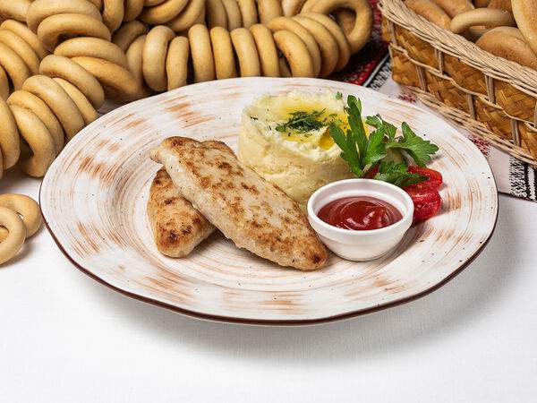 Казачок - Котлеты куриные с картофелем пюре