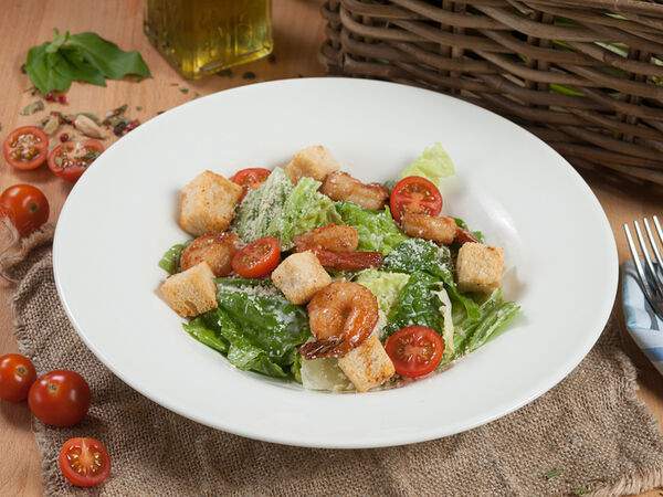 Едалия - Салат Цезарь с креветкой