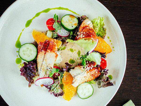 Le veranda - Салат с угрем и апельсином
