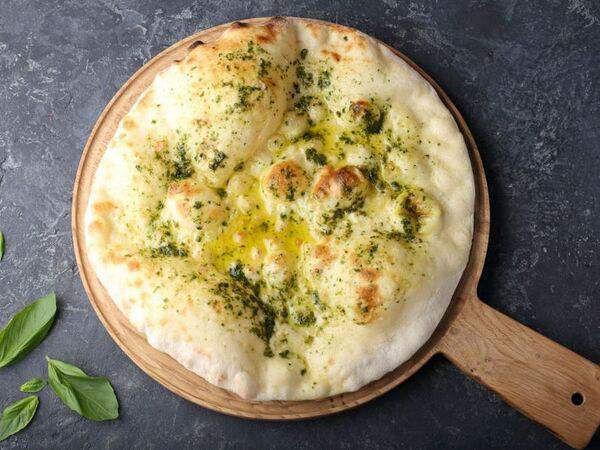 Osteria Mario - Фокачча на тонком тесте с песто