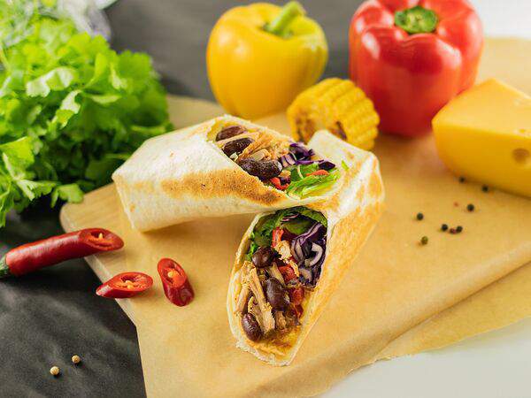 Горячий мексиканец - Буррито с рваной говядиной