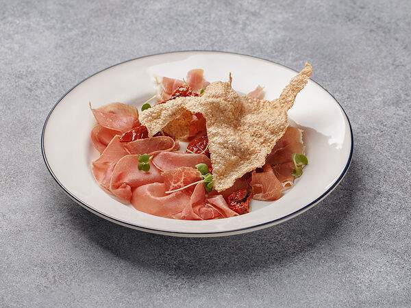 Lobby Bar - Брезаола и парма