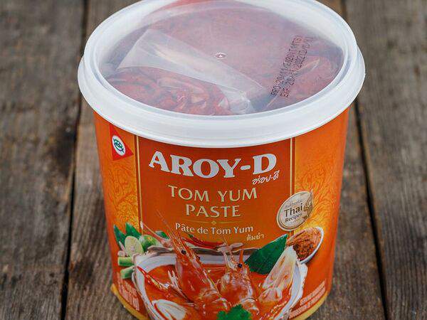 Дед Хо - Aroy-d паста для том ям