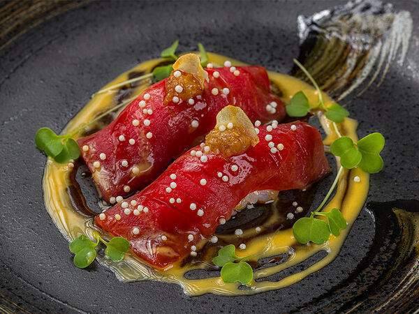 Bluefin Ramen Sushi Nikkei - Суши никкей тунец Блюфин