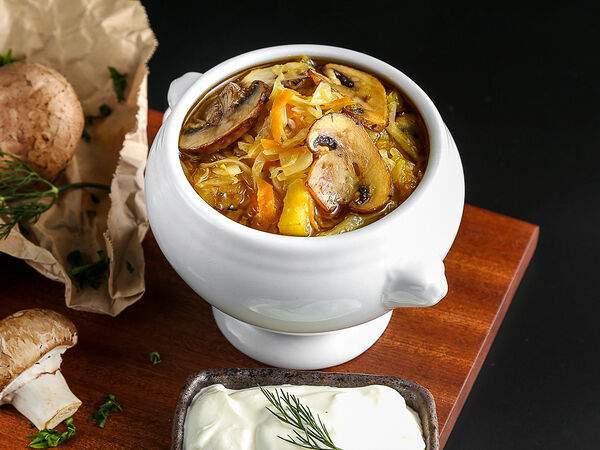 The Black Door - Щи суточные грибные по-московски